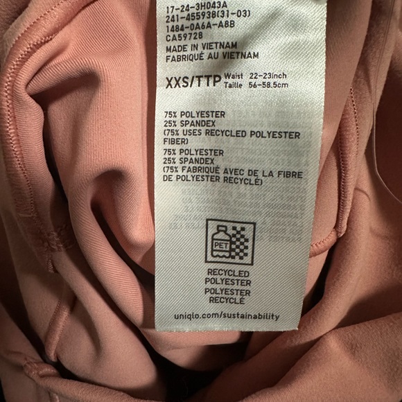 UNIQLO AIRISM Soft UV Protection Leggings with Pockets size XXS - Picture 2 of 4